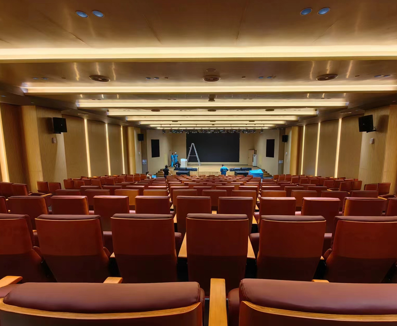 Multi-purpose lecture hall